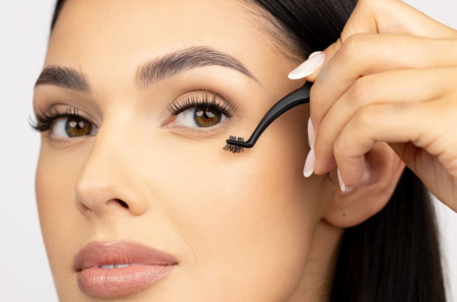 grappes de cils avec de la colle transparente nanolash